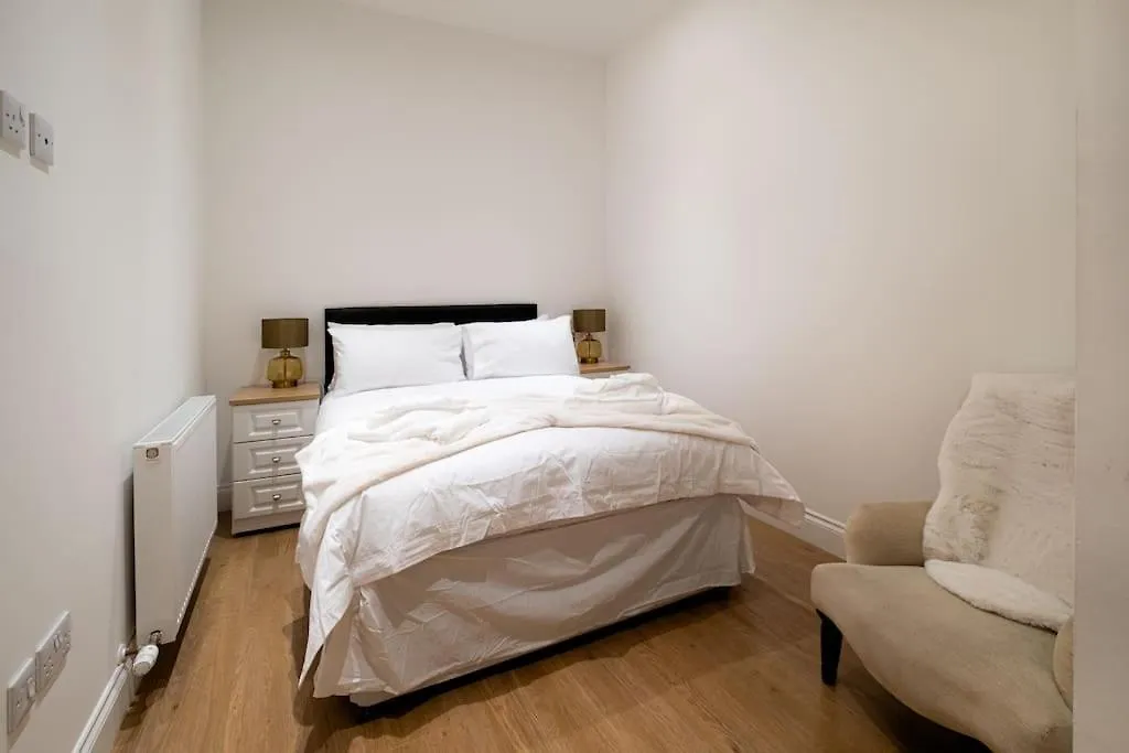 2 Bed 2 Bath Spacious Apartment In Central アバディーン イギリス